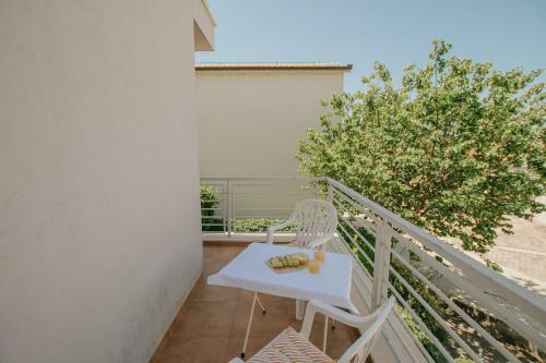 Panta Rei Apartments
