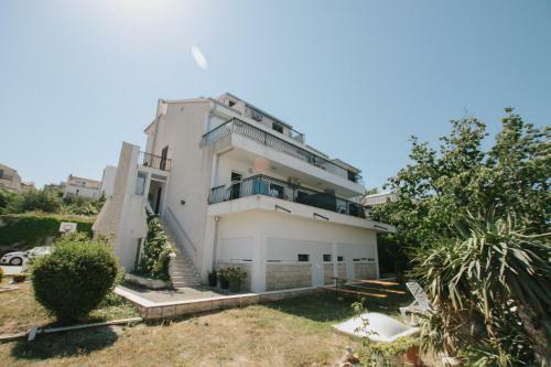 Apartments Bo?njak - Podstrana