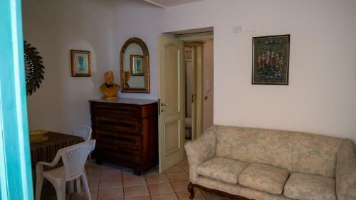 Apartamento Suite Adorabile: Calasetta A 5 Min Dalla Spiaggia