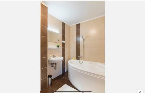 Apartamento Sinusaparthotel Si�fok