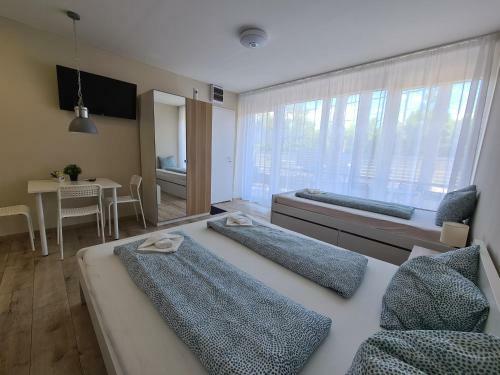 �t Feny? Apartmanh�z