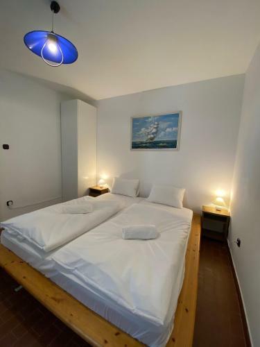Pet?fi 24 Apartmanok Si�fok