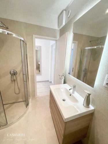 Cashmere Premium Apartment