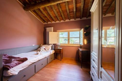 Villa Viloca In Camaiore, With Jacuzzi