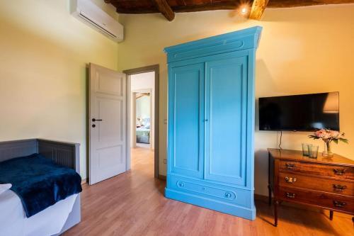 Villa Viloca In Camaiore, With Jacuzzi