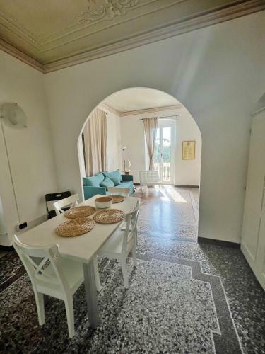 Apartamento Ampio Appartamento D'epoca In Piazza Del Teatro