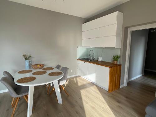 Apartament 44