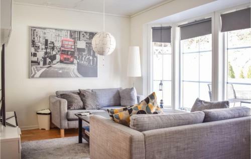 Nice Home In Kolltveit With Wifi And 3 Bedrooms