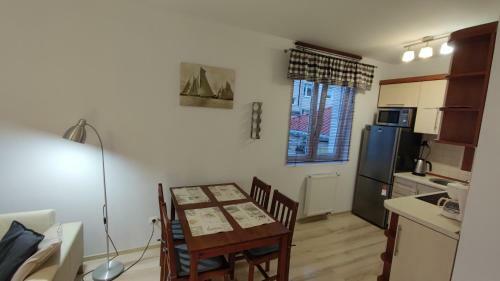 Apartament Bia?y