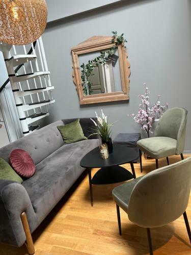 Apartamento Koselig Leilighet Midt I Mandal Sentrum Med Balkong!