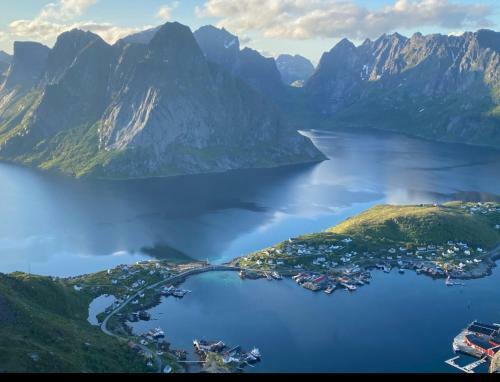 Reinehuset-amazing Place In Reine