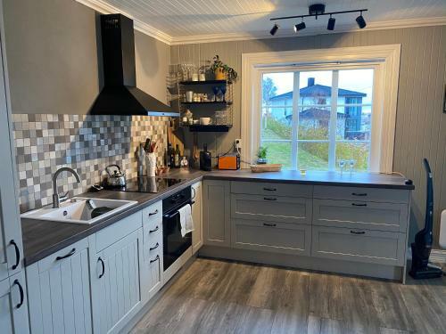 Reinehuset-amazing Place In Reine