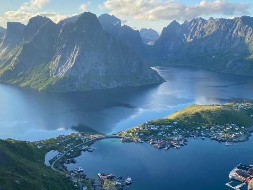 Reinehuset-amazing Place In Reine