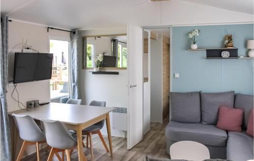 Stunning Home In In De Bongerd With 3 Bedrooms #811