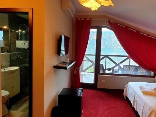 Bed & Breakfast Rex Infinity View 4* Cazanele Dunarii