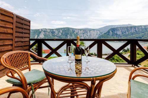 Bed & Breakfast Rex Infinity View 4* Cazanele Dunarii