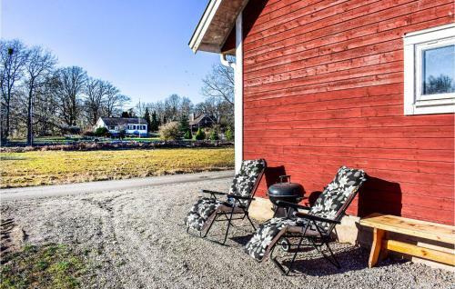 Stunning Apartment In Johannishus With