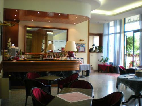 Magnolia Hotel