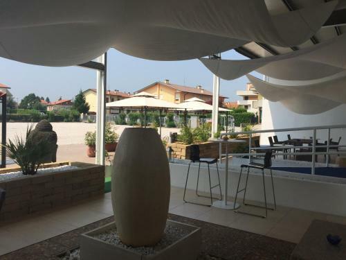 Venice Hotel