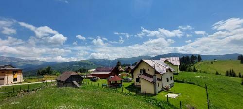 Casa In Varf Fundata