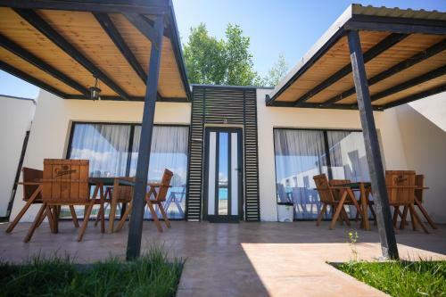 Bungalowuri "doi Cocosi "
