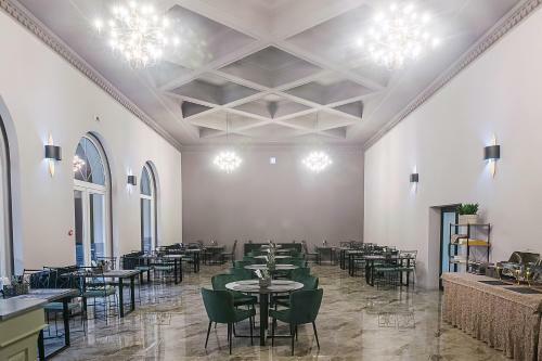 Hotel Corvin House