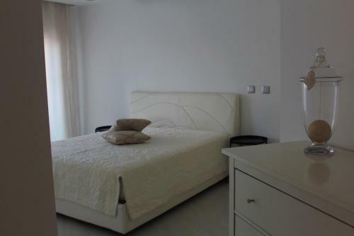 Arriba Beach & Country Villa
