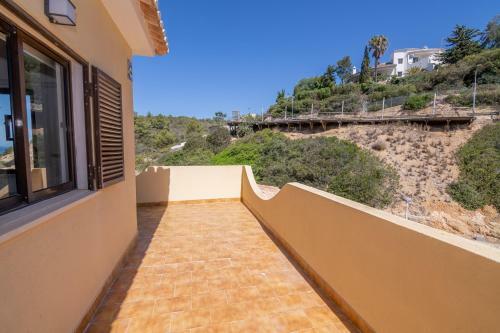 Vale De Centeanes Fabulous Apartment By Innkeeper