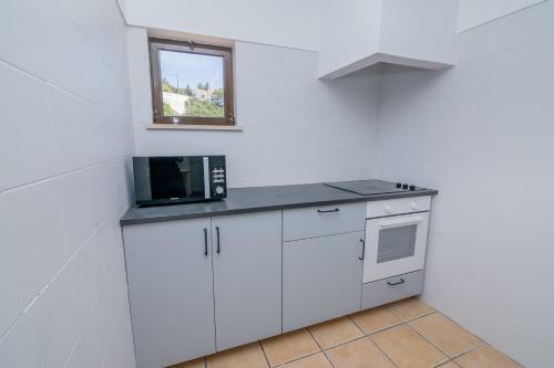 Vale De Centeanes Fabulous Apartment By Innkeeper