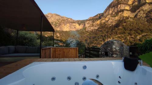 Villa Kabak Lost Forest House