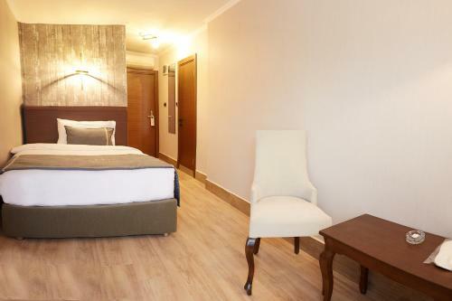 Hotel M?ra Otel Alsancak