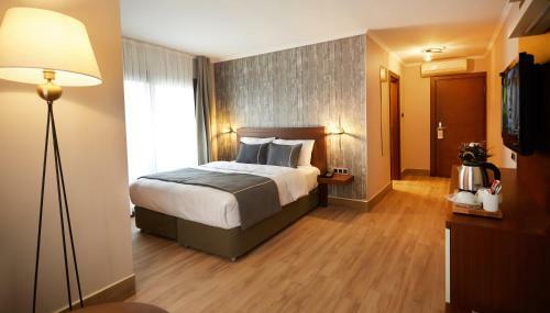 Hotel M?ra Otel Alsancak