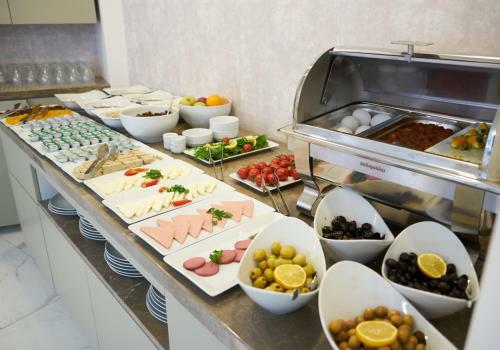 Hotel M?ra Otel Alsancak