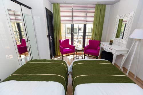 Barut�u Suit Apart