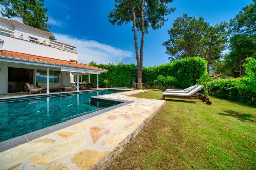 Villa Sea View & Private Pool-peony