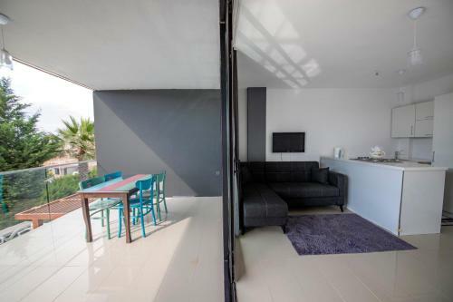 Secluded And Comfortable Villa With Shared Pool And Gym In Milas