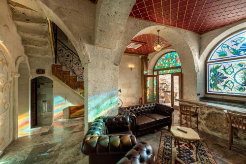 Foremanson Cave Hotel