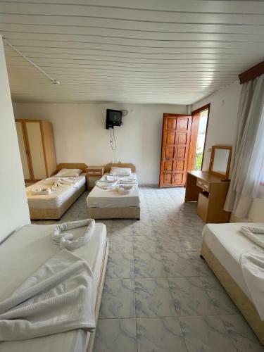 ?psos Hotel Beld?b?