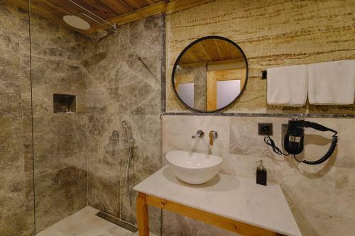 Hotel Concept Cave Suites