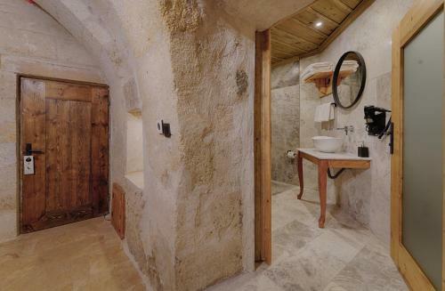 Hotel Concept Cave Suites