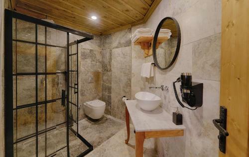 Hotel Concept Cave Suites