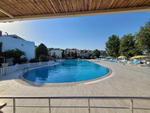 Villa Ku?adas?,tranquility In Del�x