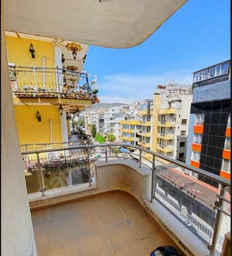 Near The Sea, Penthouse Apartment,for Large Groups