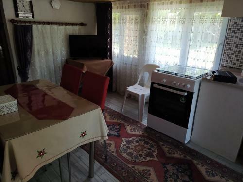 Bezirgan K�y Evleri