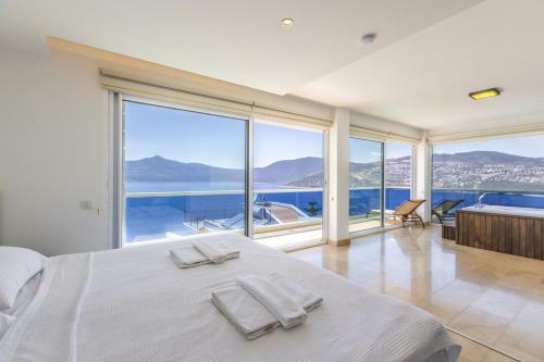 Luxury 4 Bedroom Villa With Amazing Sea Views