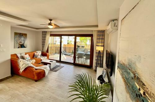 Seaview Grand - Villa Sunrise