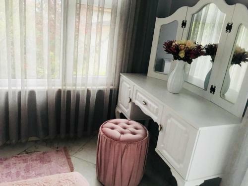 Villa Wh?te Rose V?lla