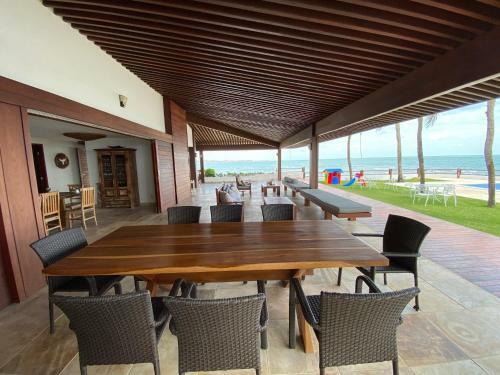 Casa P�r Do Sol � Beira Mar Na Praia De Jacum�
