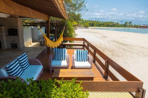 Casa P�r Do Sol � Beira Mar Na Praia De Jacum�