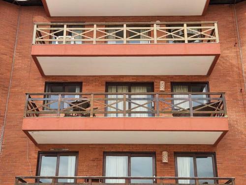 Apartamento Flat De 2 Quartos Com Linda Vista-mar P�-na-areia!